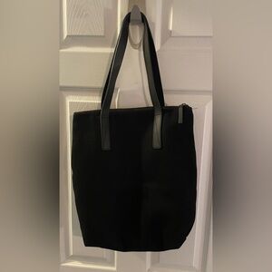 Everlane black canvas tote with leather straps